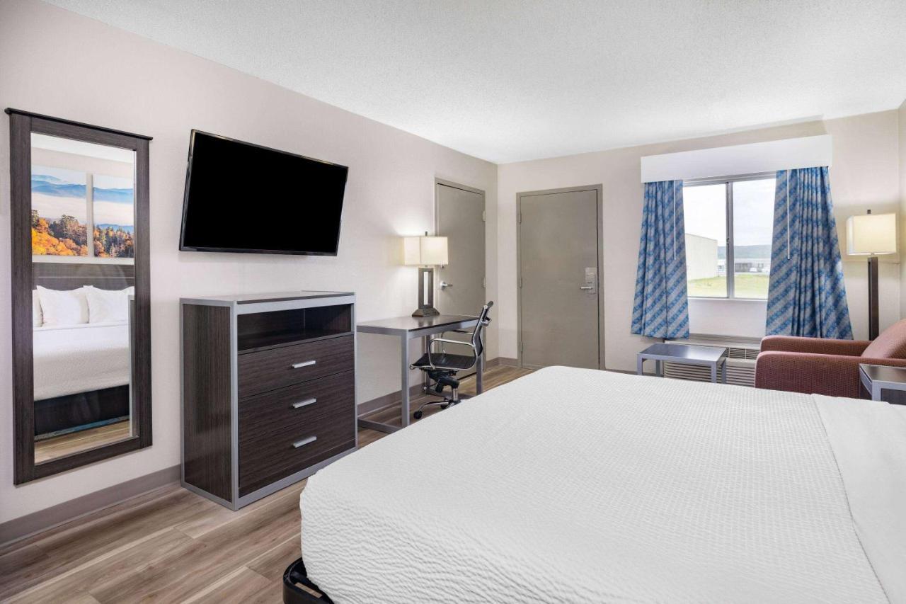 Days Inn By Wyndham Hamilton Zewnętrze zdjęcie